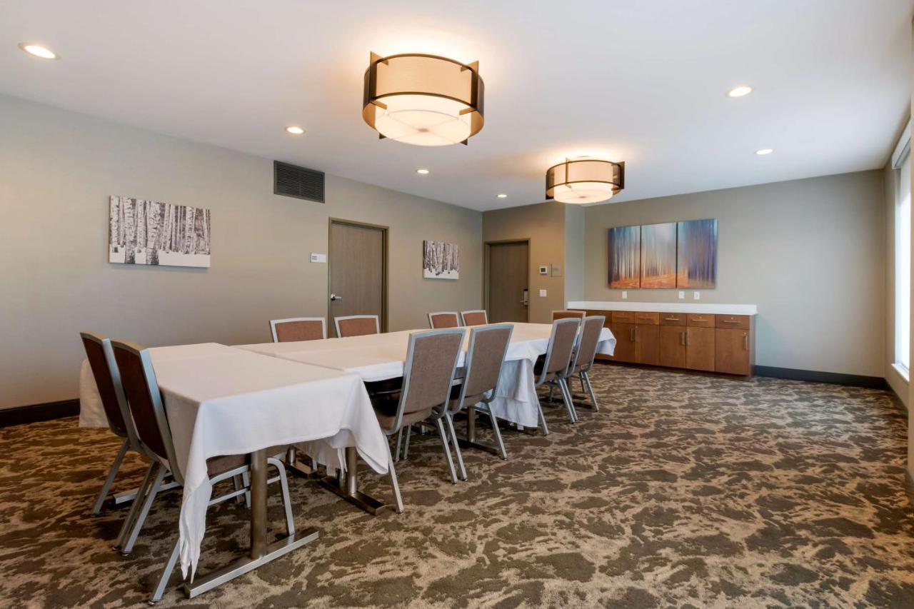 Best Western Plus Isanti Exterior foto