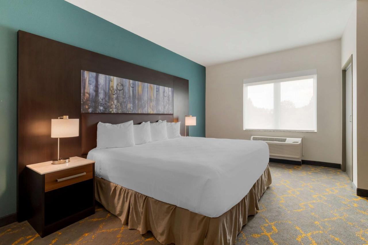 Best Western Plus Isanti Exterior foto