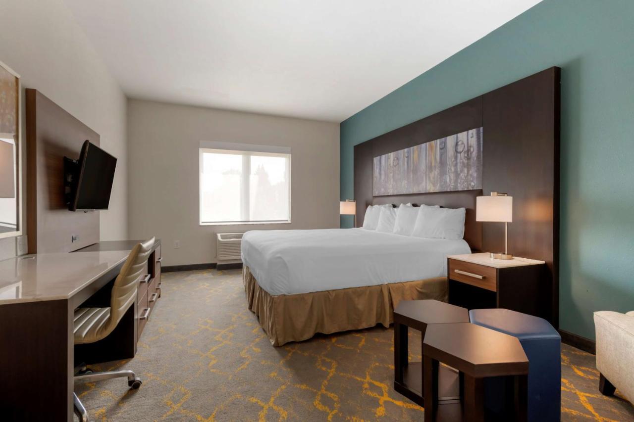 Best Western Plus Isanti Exterior foto