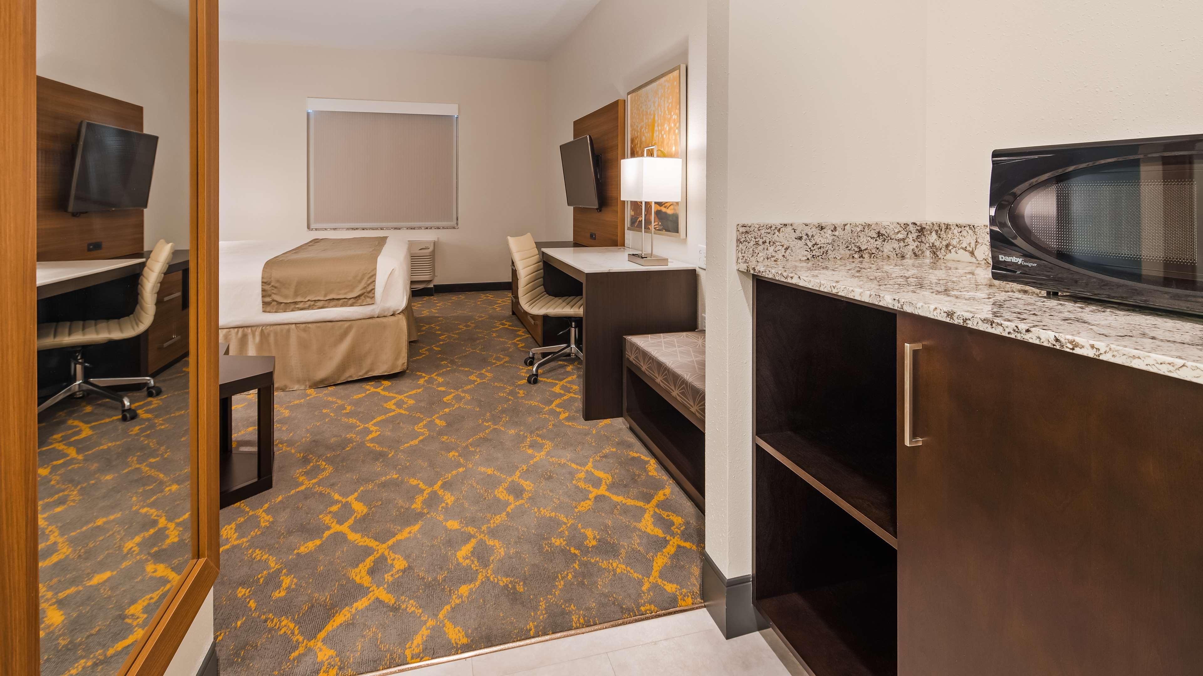 Best Western Plus Isanti Exterior foto
